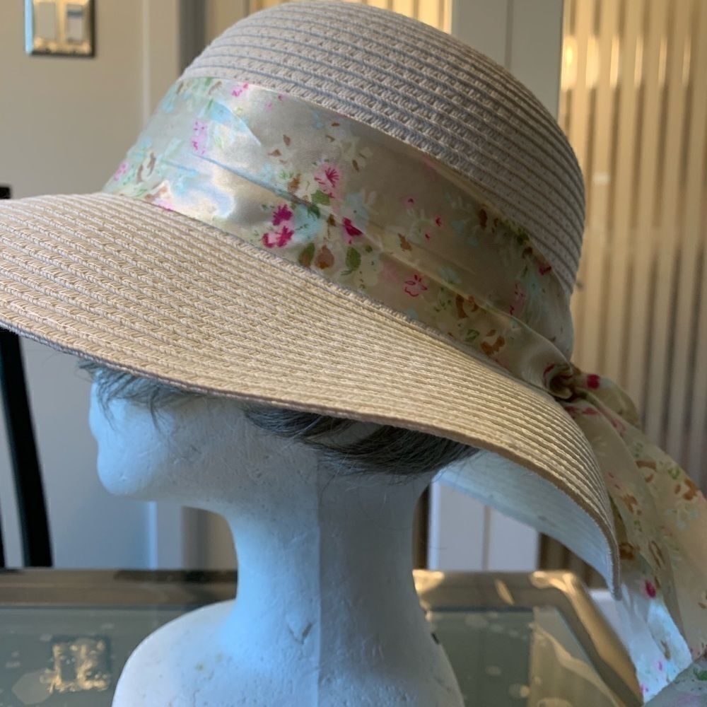 Chic Hat - Picture 5 of 7